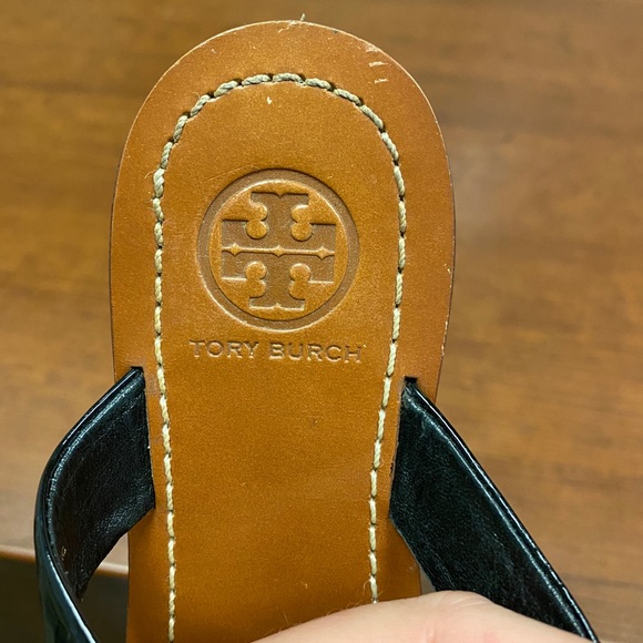 Tory Burch Cameron thong sandal black 5M - Picture 8 of 11